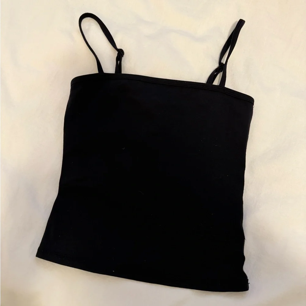 Aritzia Black Tank (athletic) - Picture 1 of 3
